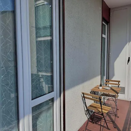 Spazioso A Due Passi Dal Centro Appartement *